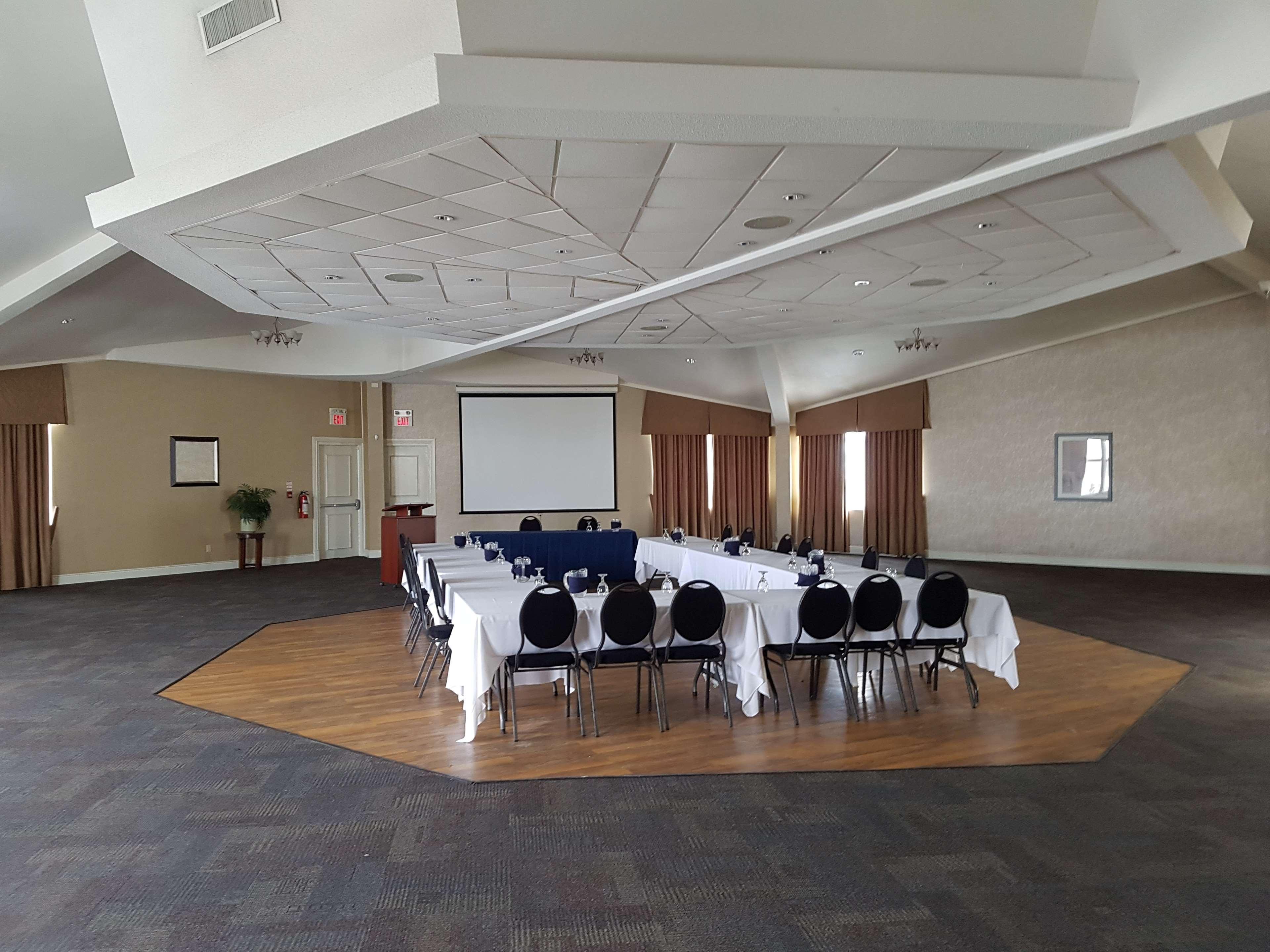 Best Western Plus Durham Hotel & Conference Centre Oshawa Exterior foto