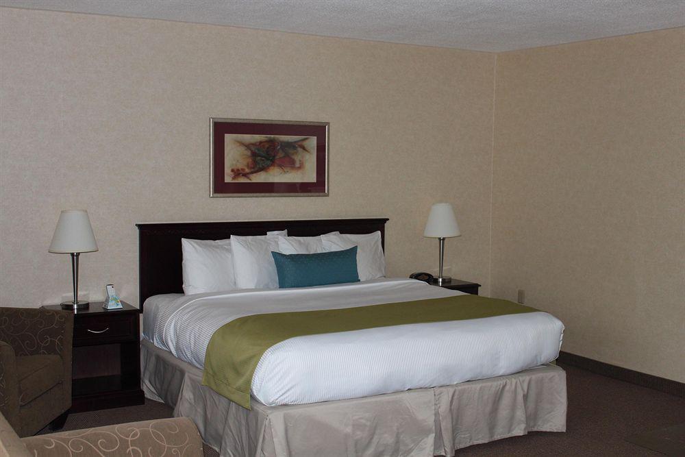Best Western Plus Durham Hotel & Conference Centre Oshawa Quarto foto