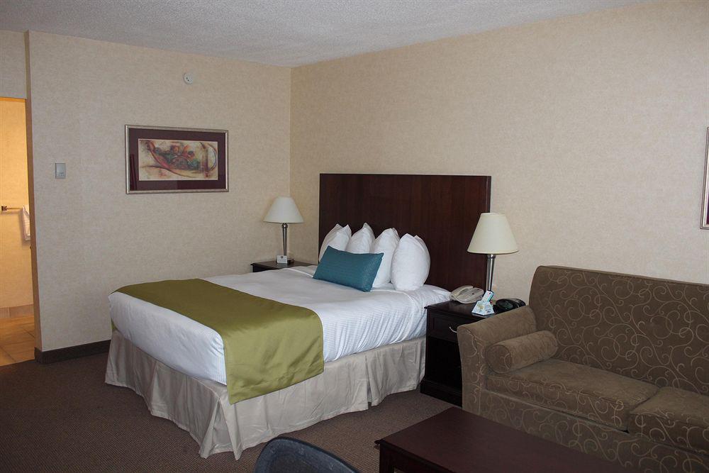Best Western Plus Durham Hotel & Conference Centre Oshawa Quarto foto